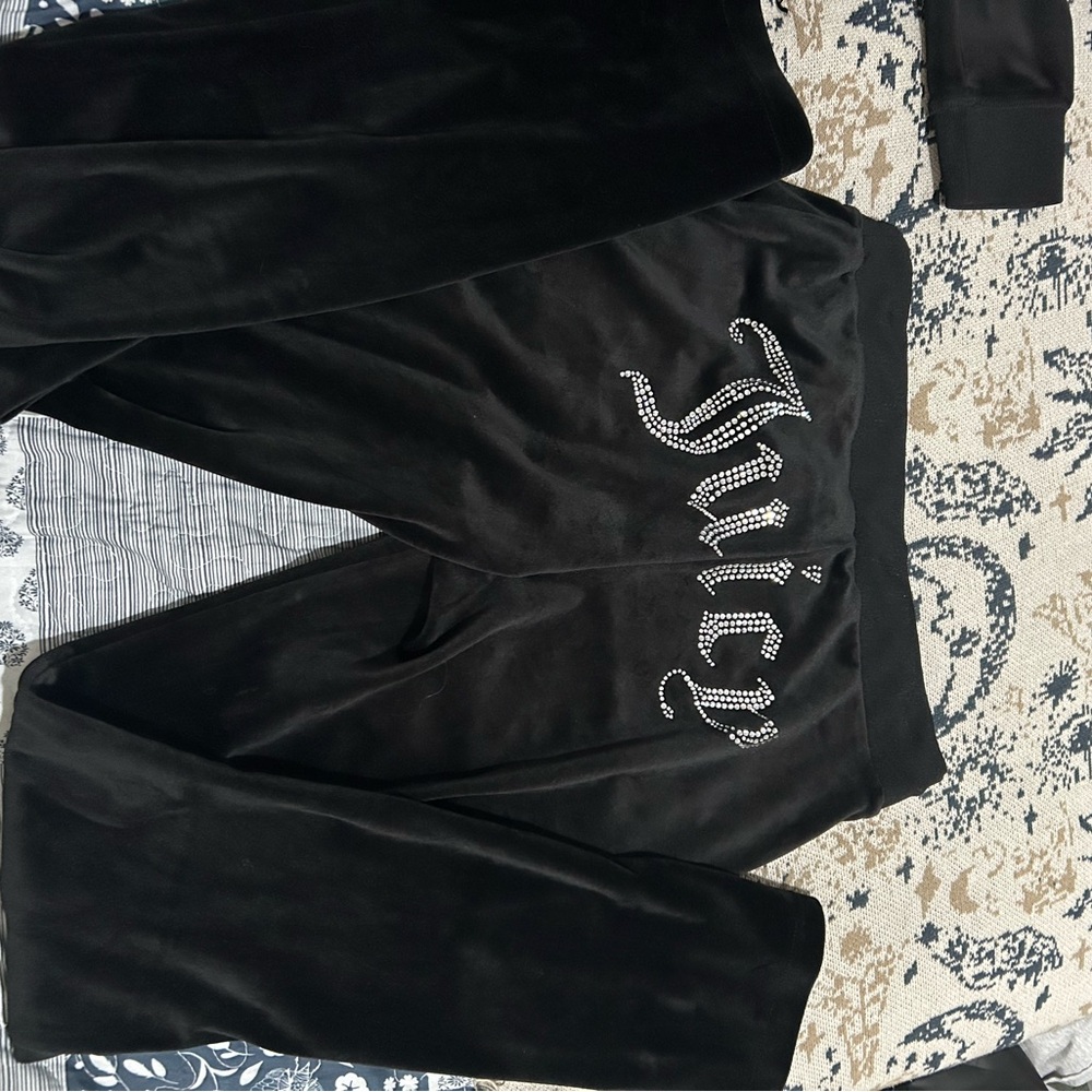 black juicy track suit